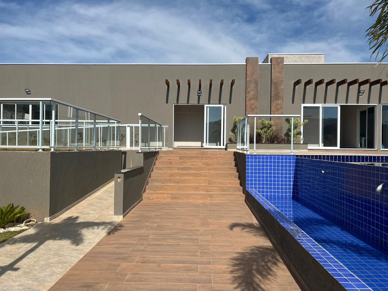 Lote no condomínio Altos da Serra para venda em São Lourenço - MG.