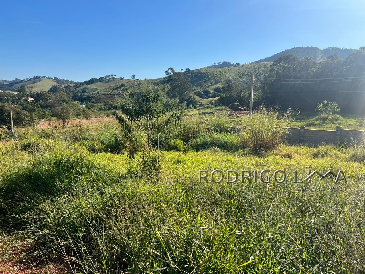 Lote no condomínio Altos da Serra para venda em São Lourenço - MG.
