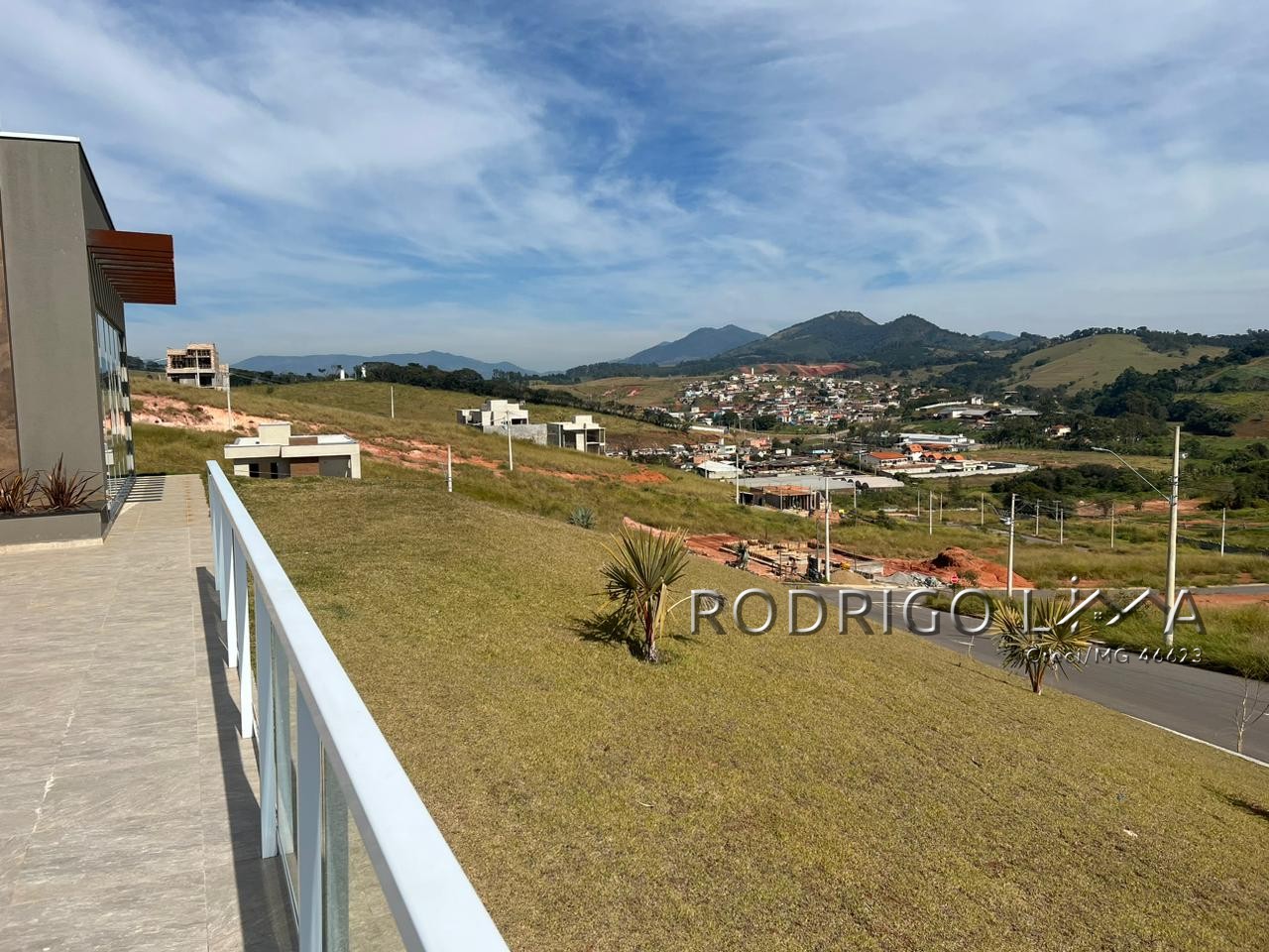 Lote no condomínio Altos da Serra para venda em São Lourenço - MG.