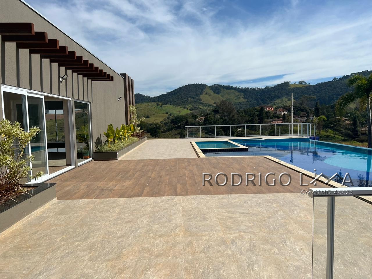 Lote no condomínio Altos da Serra para venda em São Lourenço - MG.