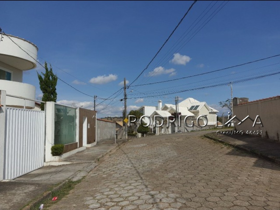 Lote em área nobre para venda em São Lourenço - MG.