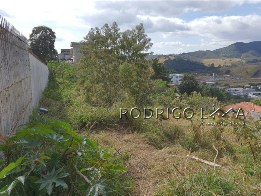Lote em área nobre para venda em São Lourenço - MG.