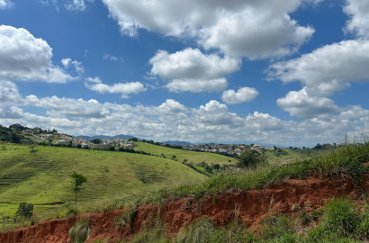 Lote para venda á 3 minutos do centro de São Lourenço - MG.