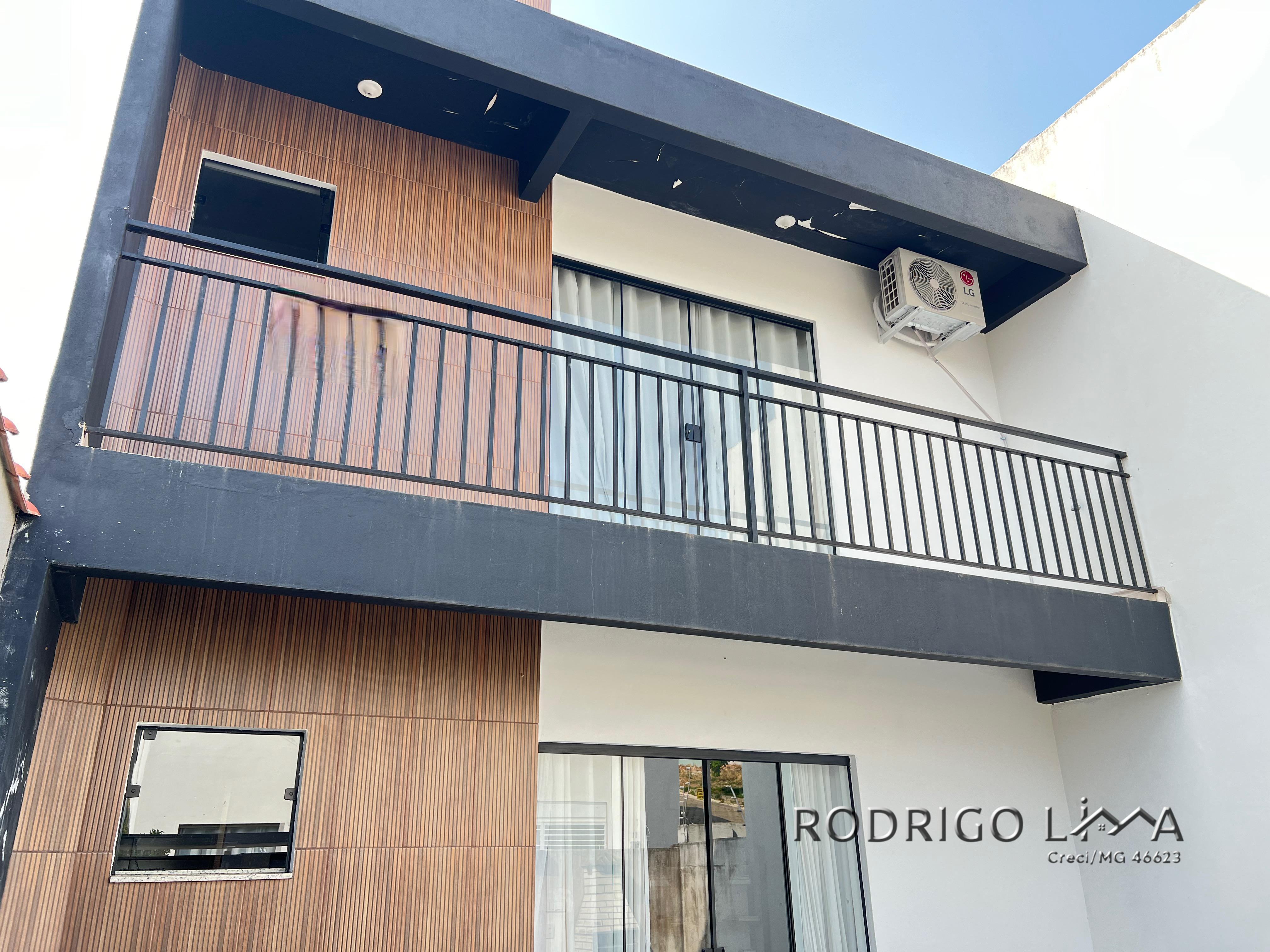 Lindo sobrado para venda em São Lourenço - MG.