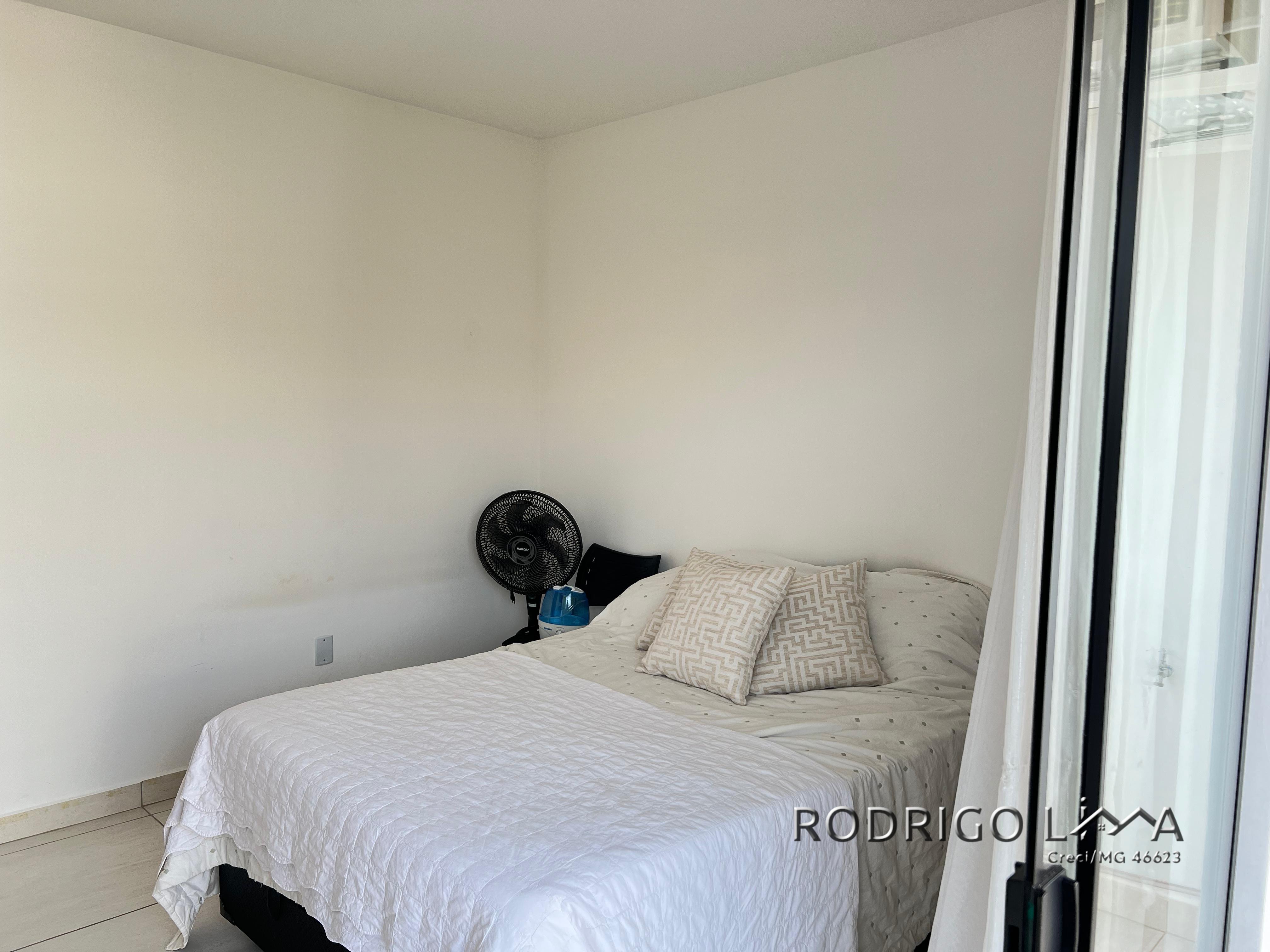 Lindo sobrado para venda em São Lourenço - MG.