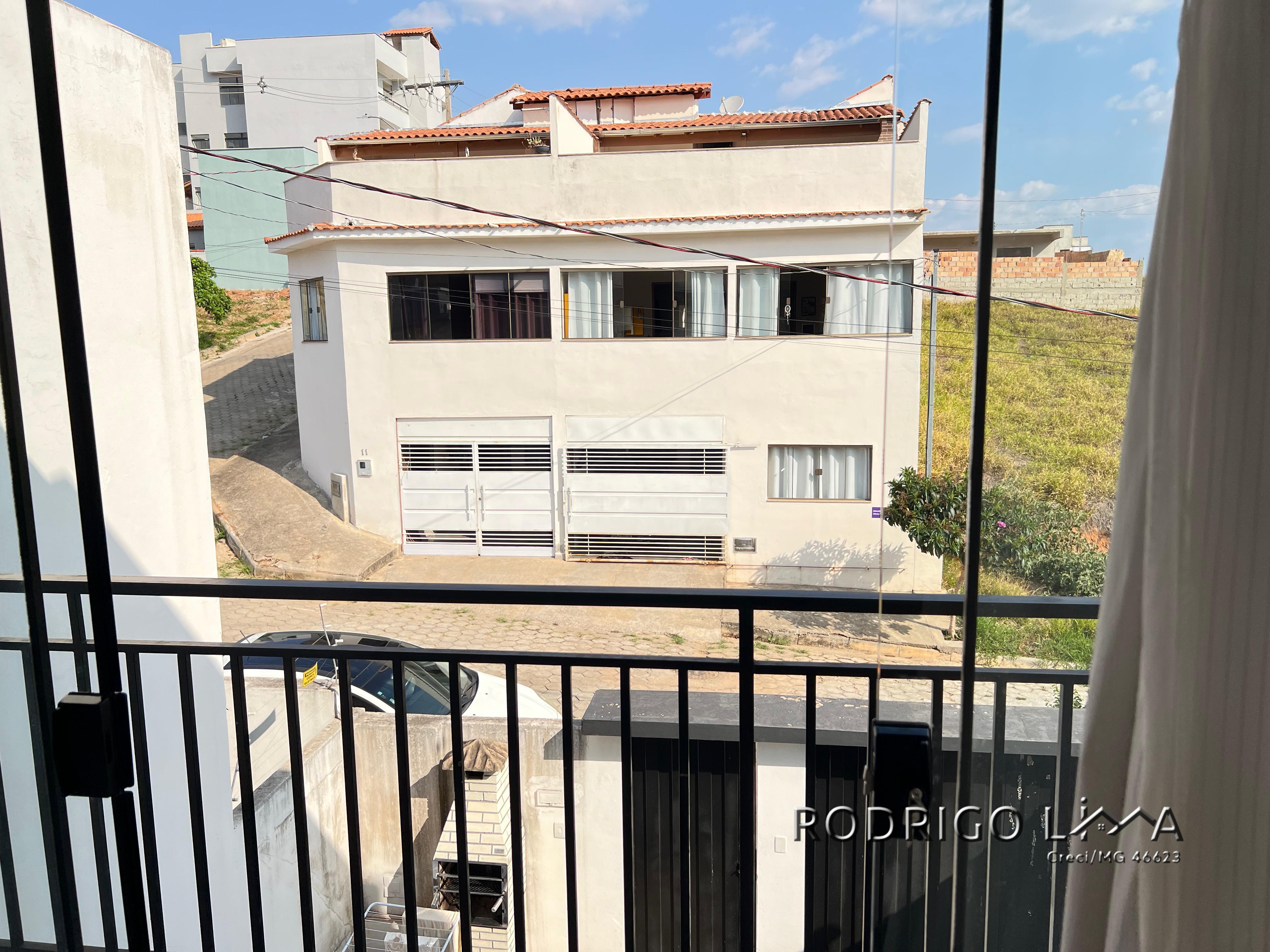 Lindo sobrado para venda em São Lourenço - MG.