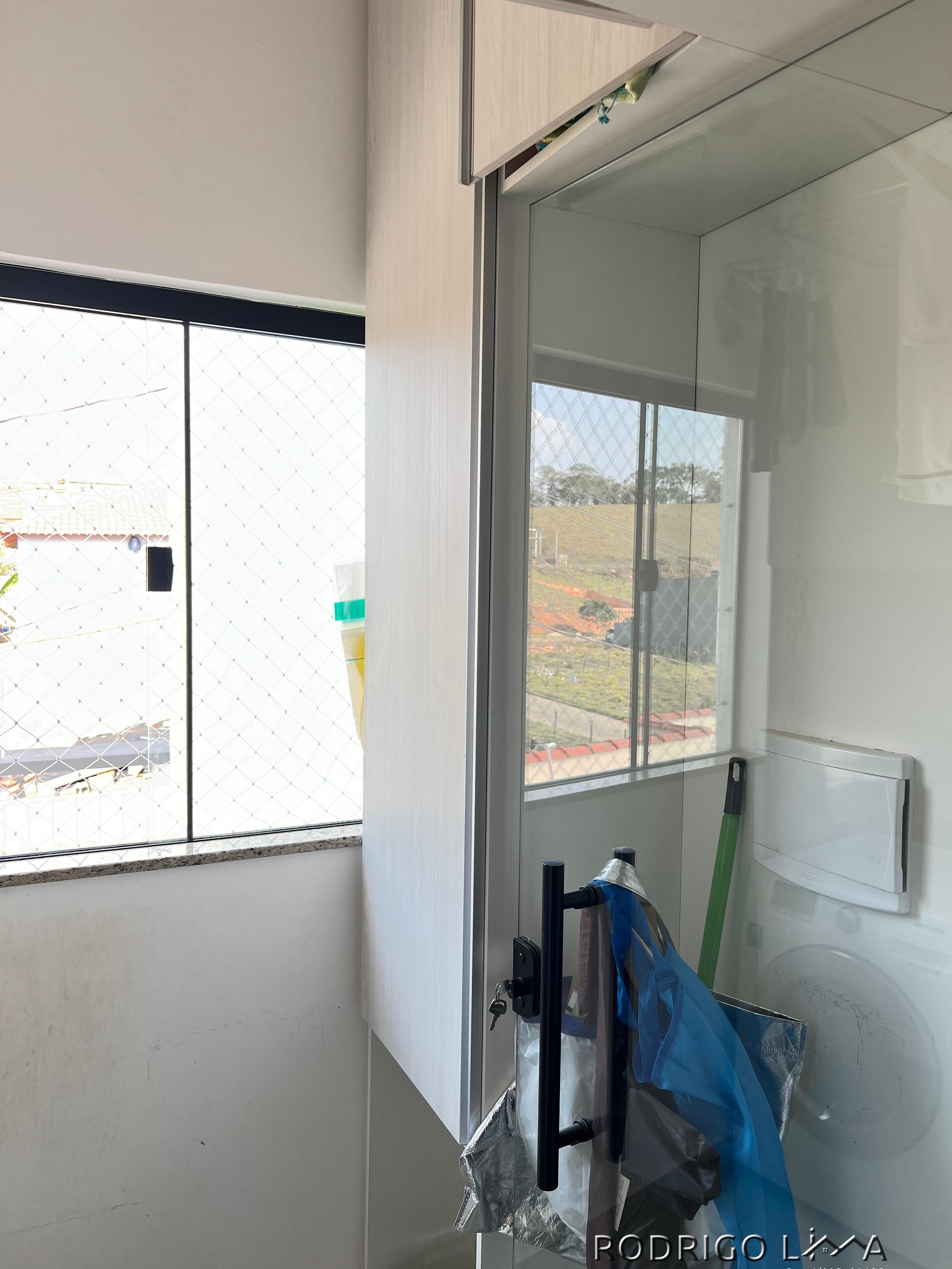 Lindo sobrado para venda em São Lourenço - MG.