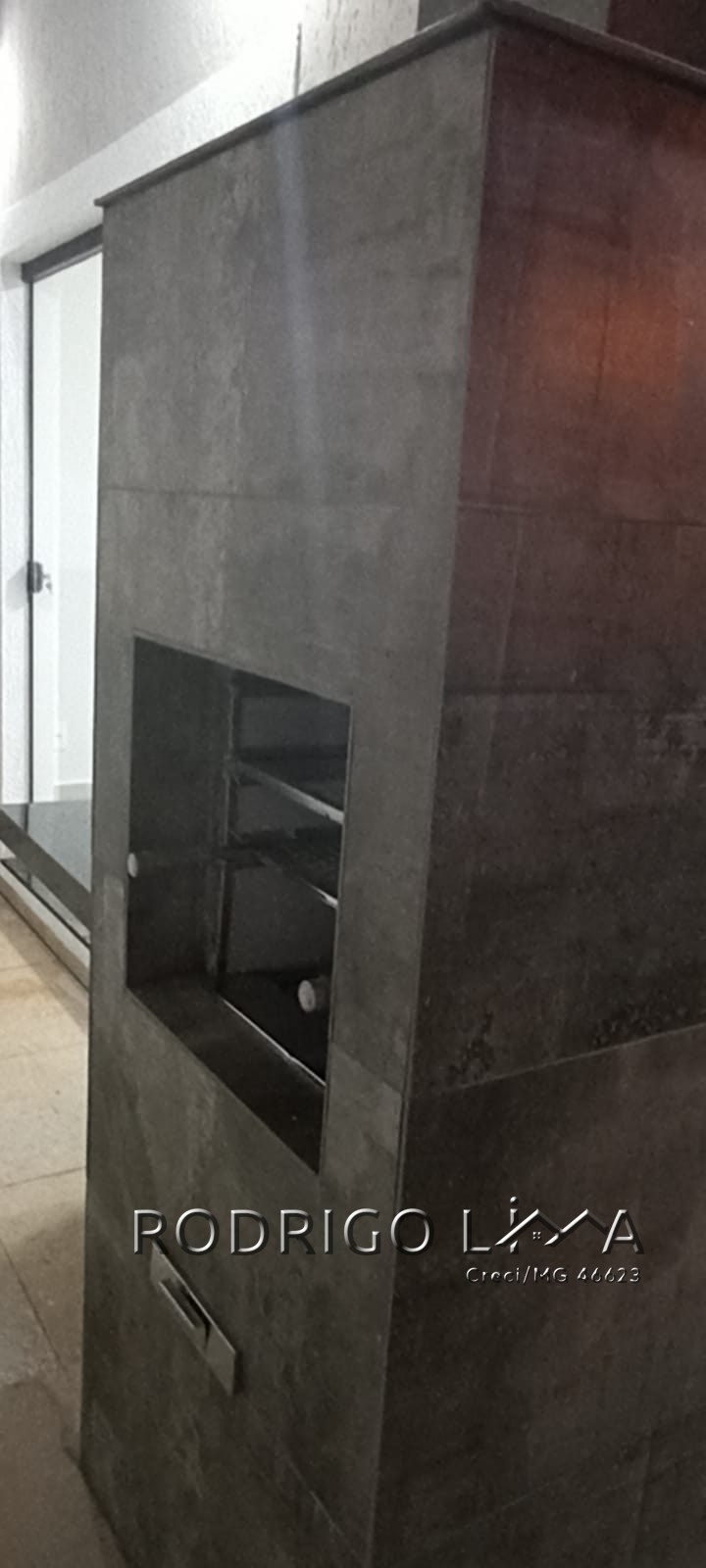 Lindo sobrado de esquina para venda em São Lourenço - MG.