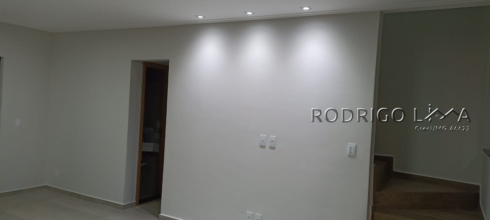 Lindo sobrado de esquina para venda em São Lourenço - MG.