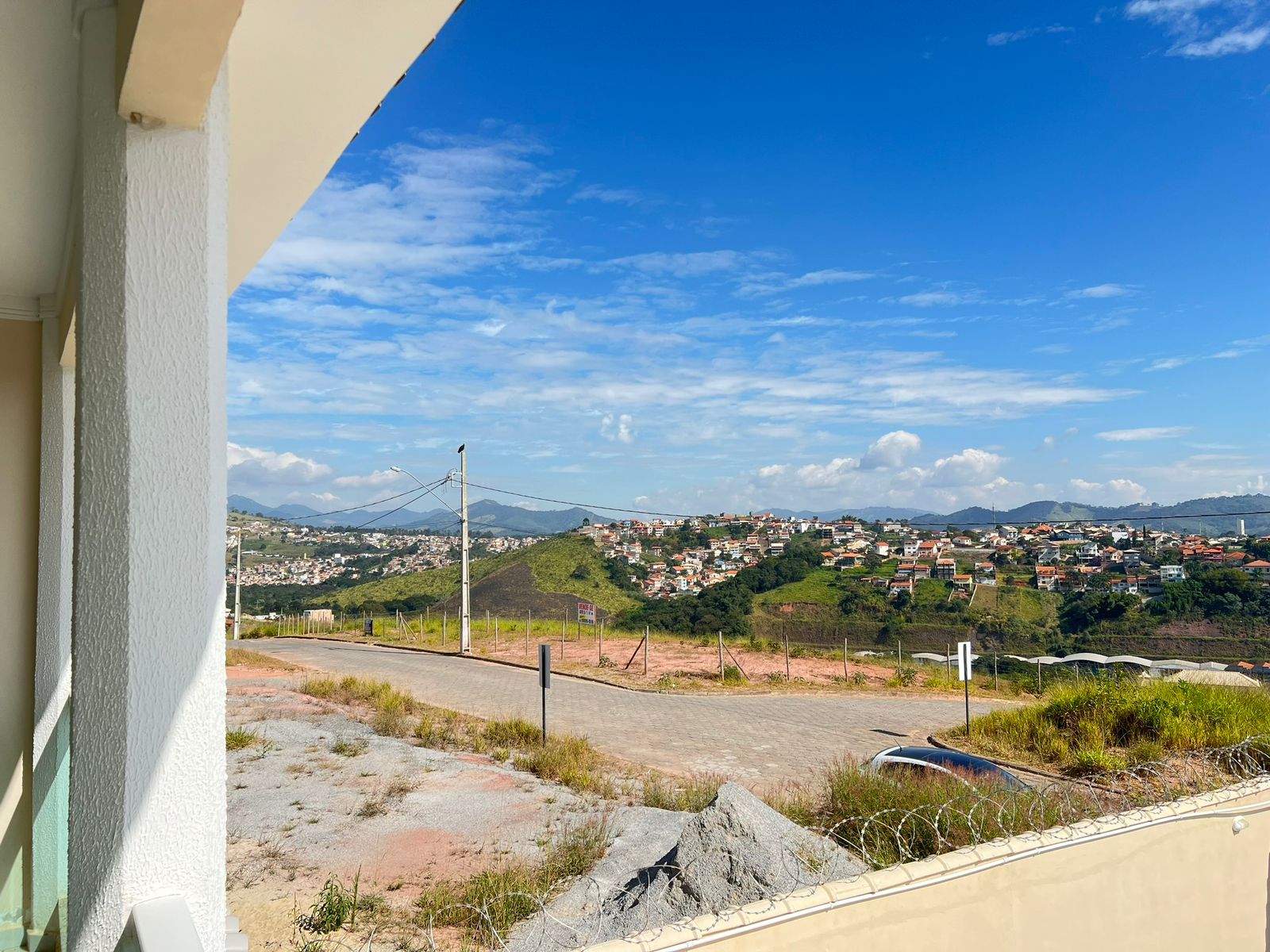 Sobrado para venda em São Lourenço - MG.