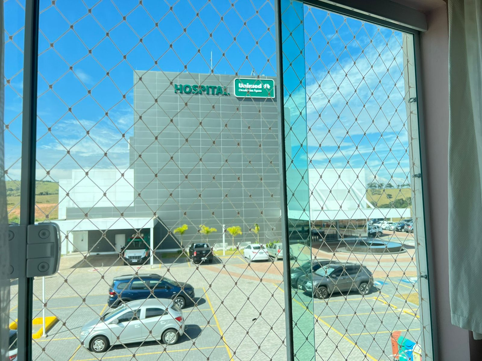 Sobrado para venda em São Lourenço - MG.