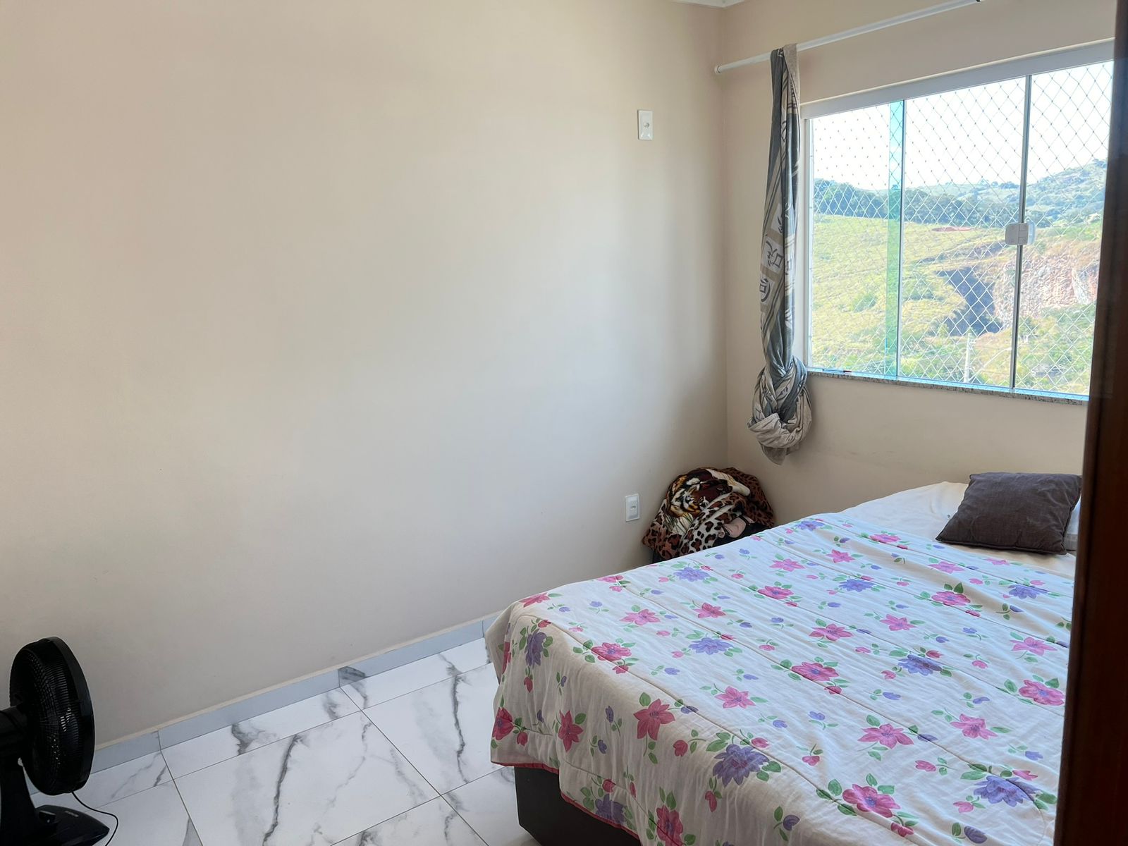 Sobrado para venda em São Lourenço - MG.