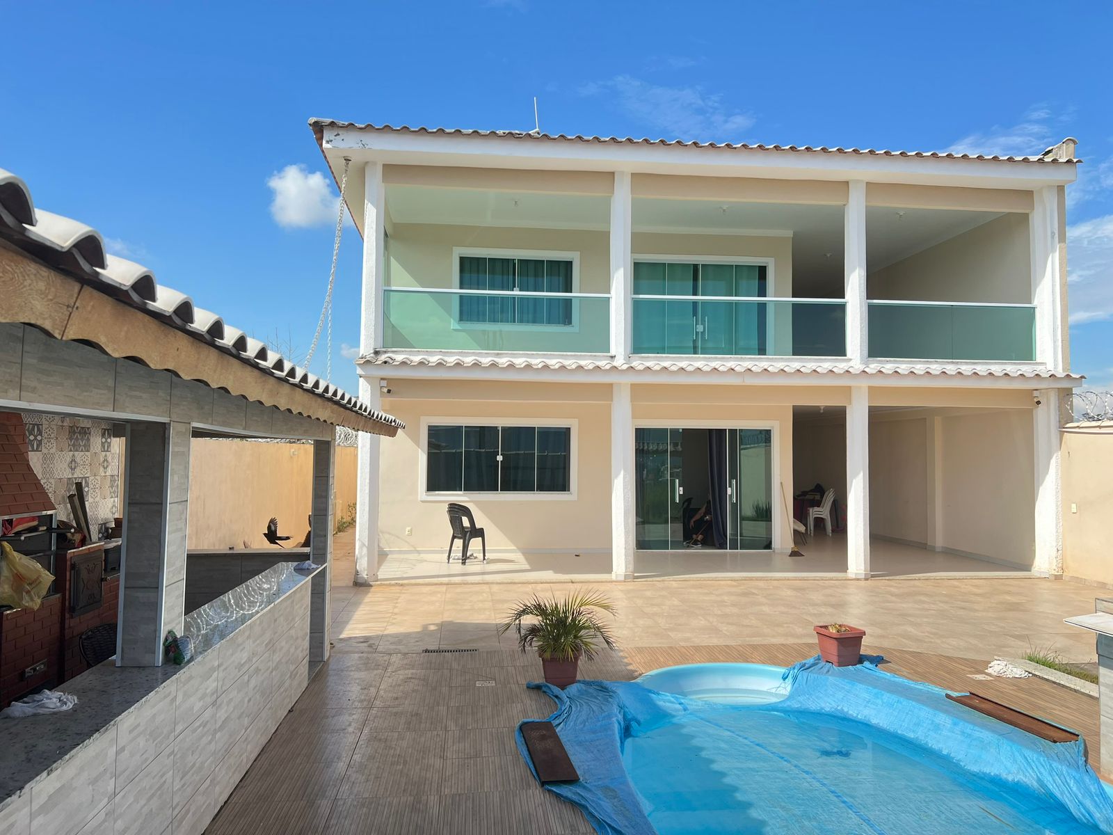 Sobrado para venda em São Lourenço - MG.