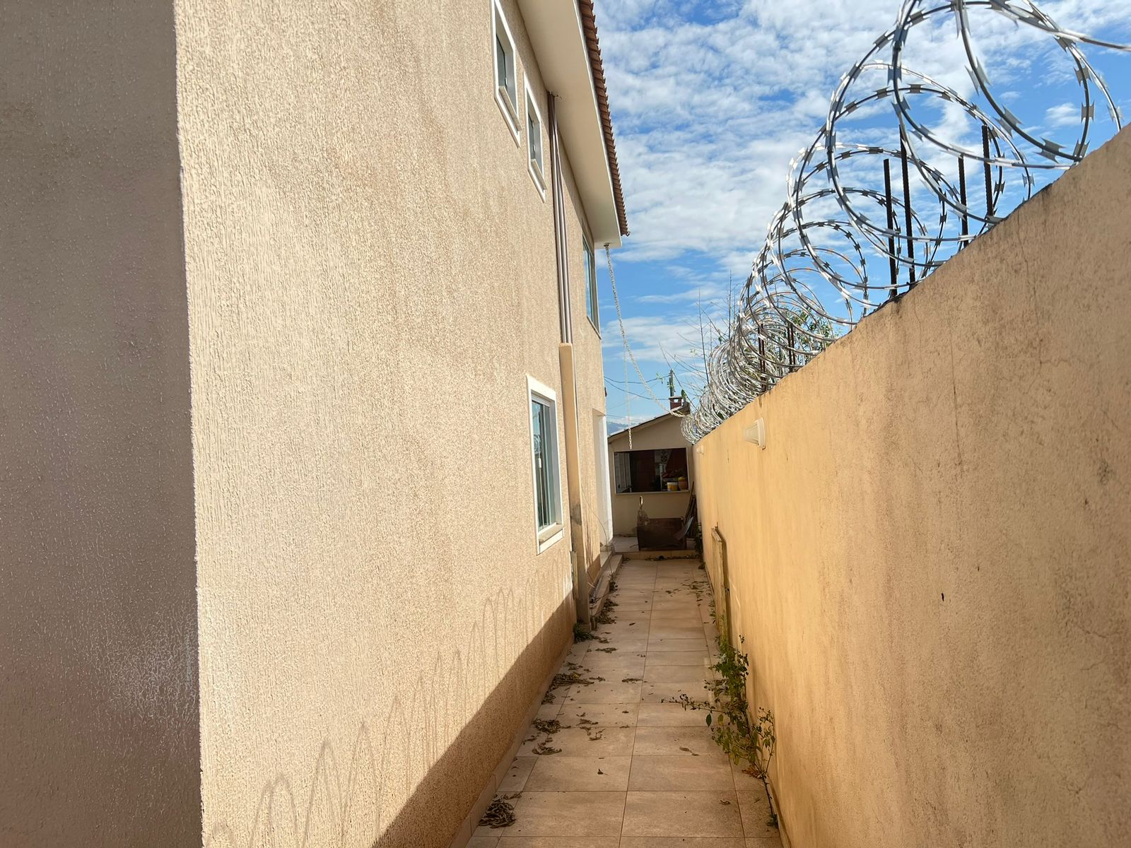 Sobrado para venda em São Lourenço - MG.