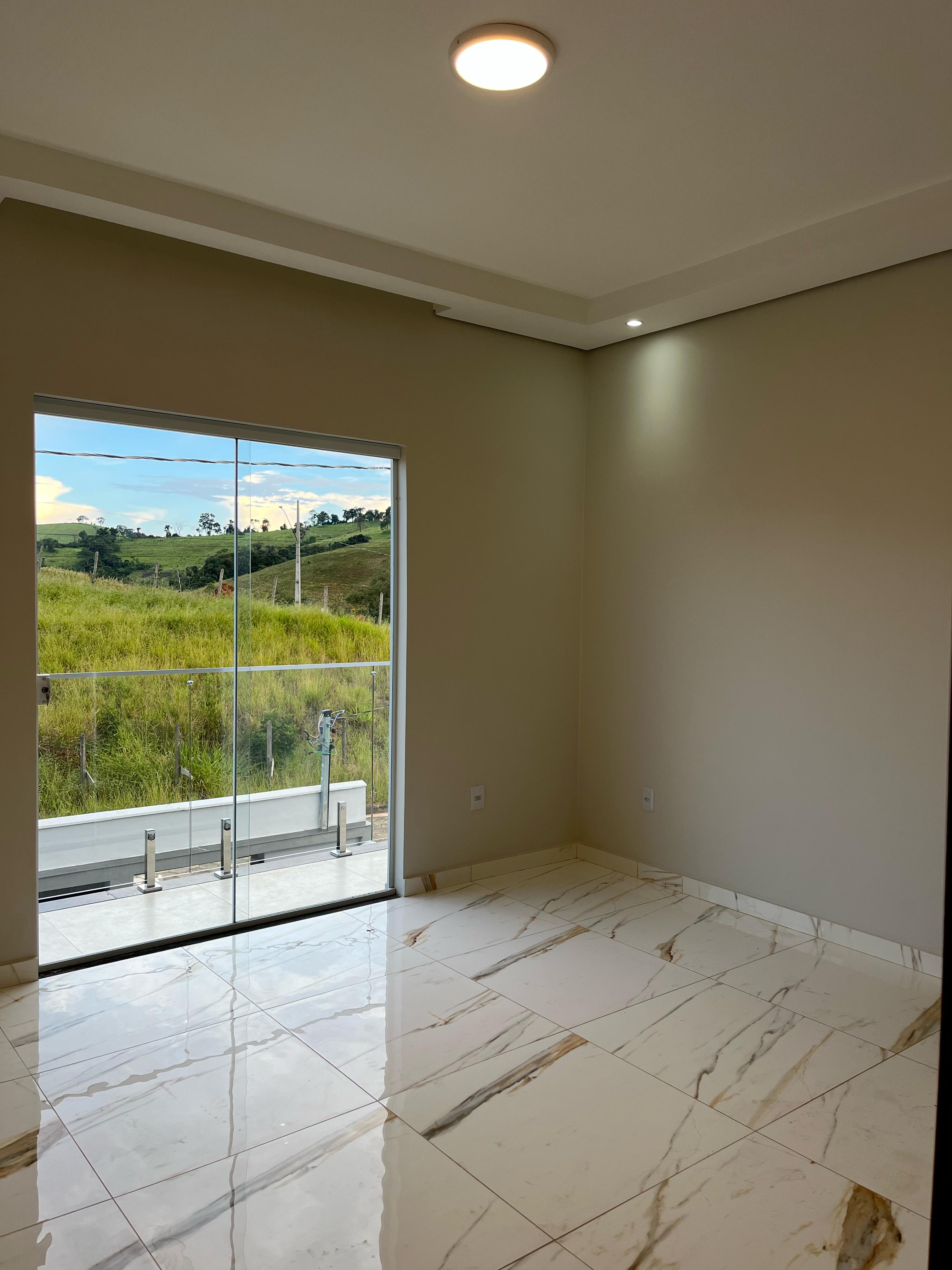 Lindo sobrado para venda em São Lourenço - MG.