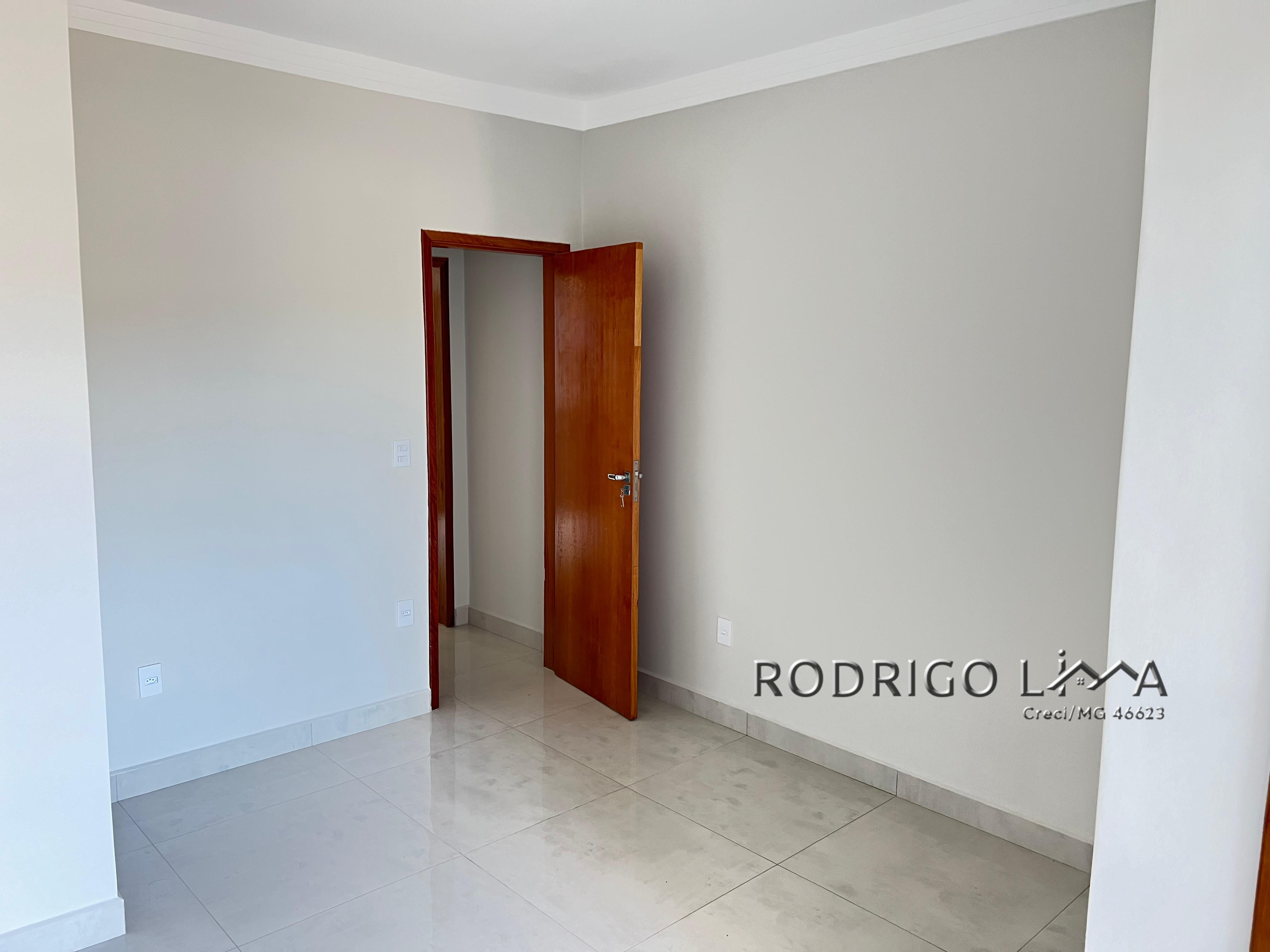 Lindo sobrado para venda em São Lourenço - MG.