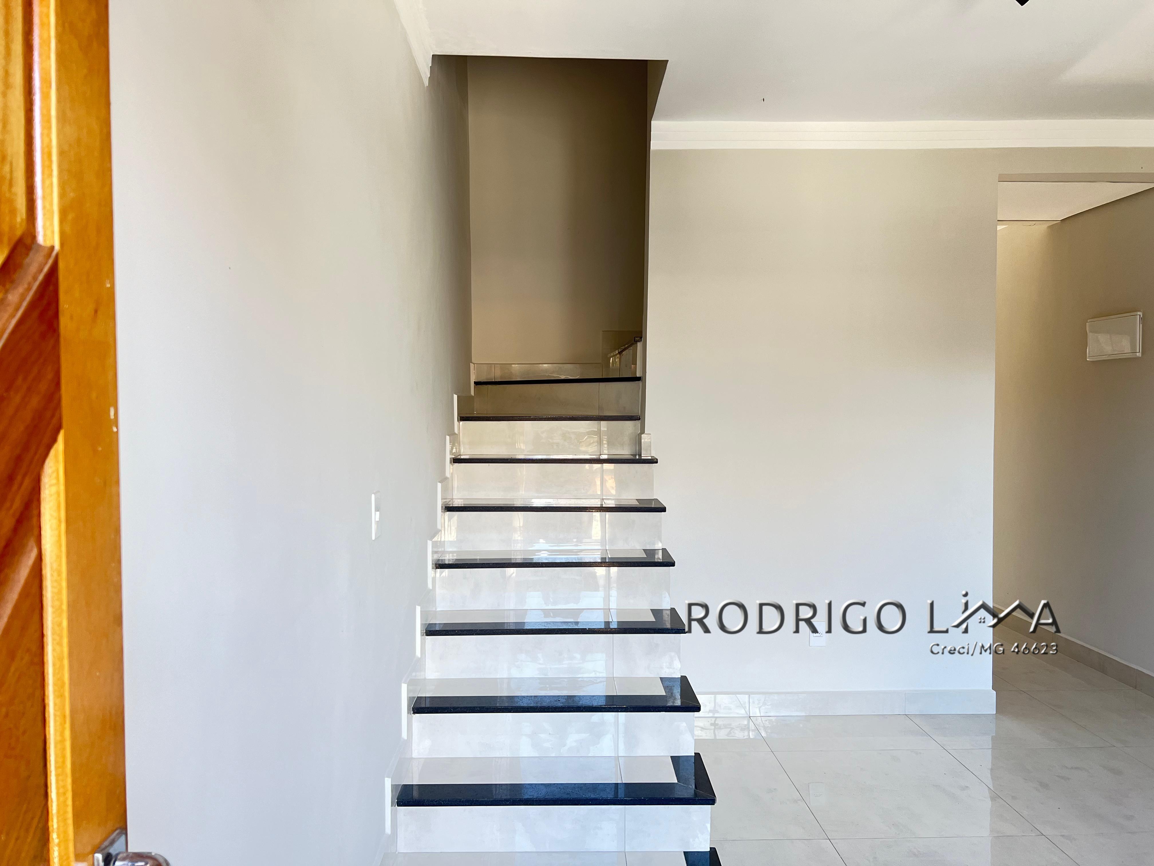 Lindo sobrado para venda em São Lourenço - MG.