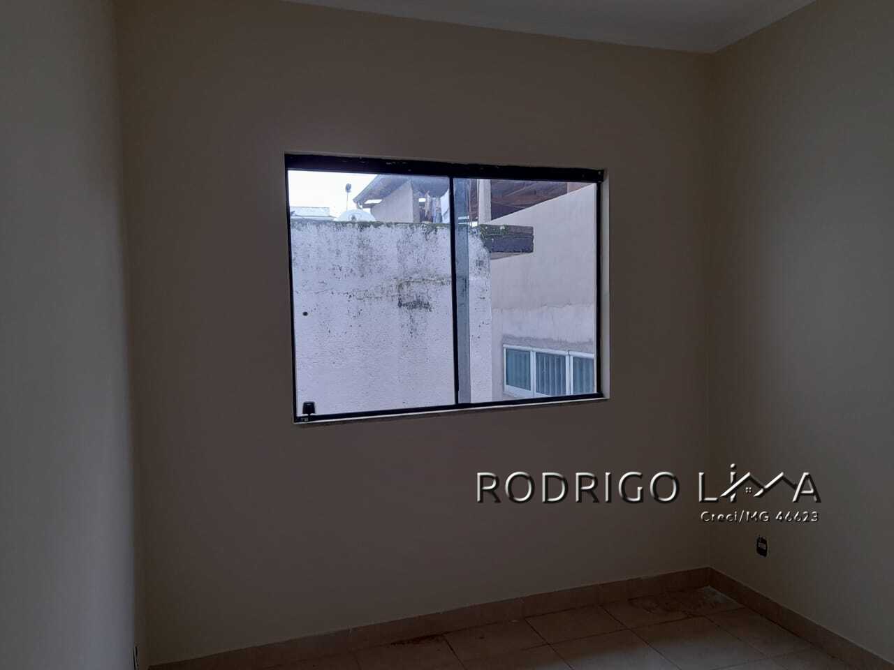 Sobrado para venda em São Lourenço - MG.