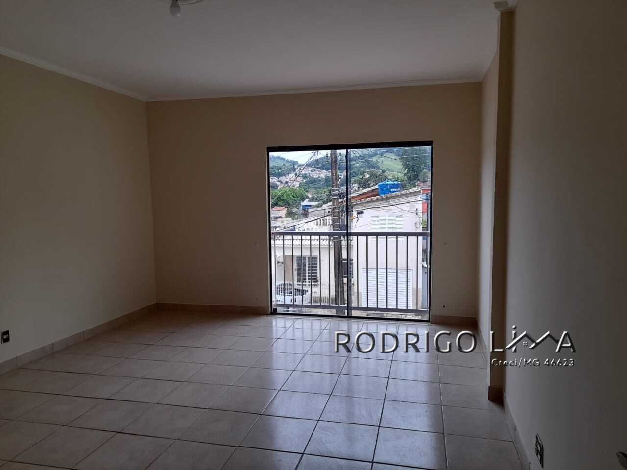 Sobrado para venda em São Lourenço - MG.